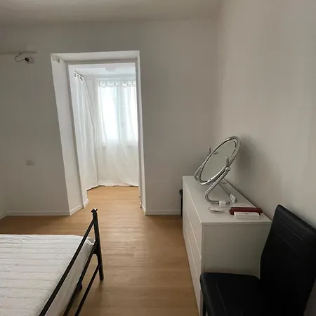 San Lorenzo Vivace E Giovanile * 로마